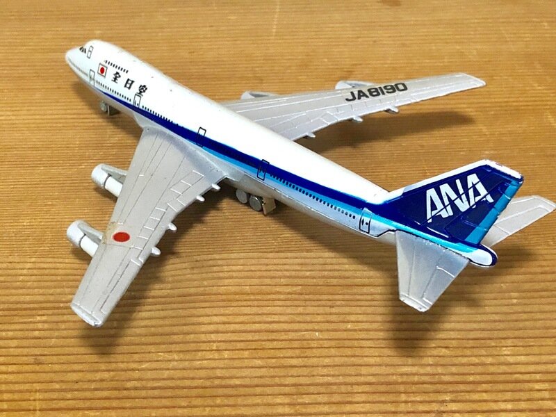 トミカ ANジャンボ ジャンボエアポートセット (全日空)より - 航空機・旅客機 | MUUSEO