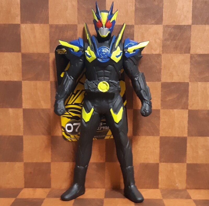 06仮面ライダーゼロワン シャイニングアサルトホッパー (ライダーヒーローシリーズ)