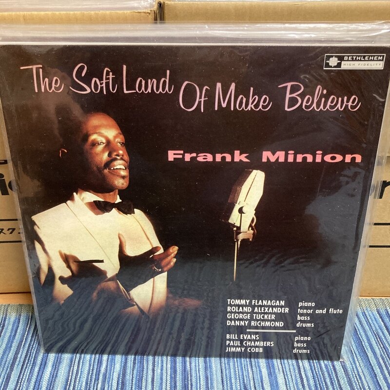 FRANK MINION / THE SOFT LAND OF MAKE BELIEVE