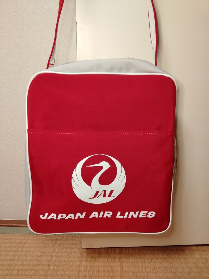 日本航空　エアラインバッグ　赤