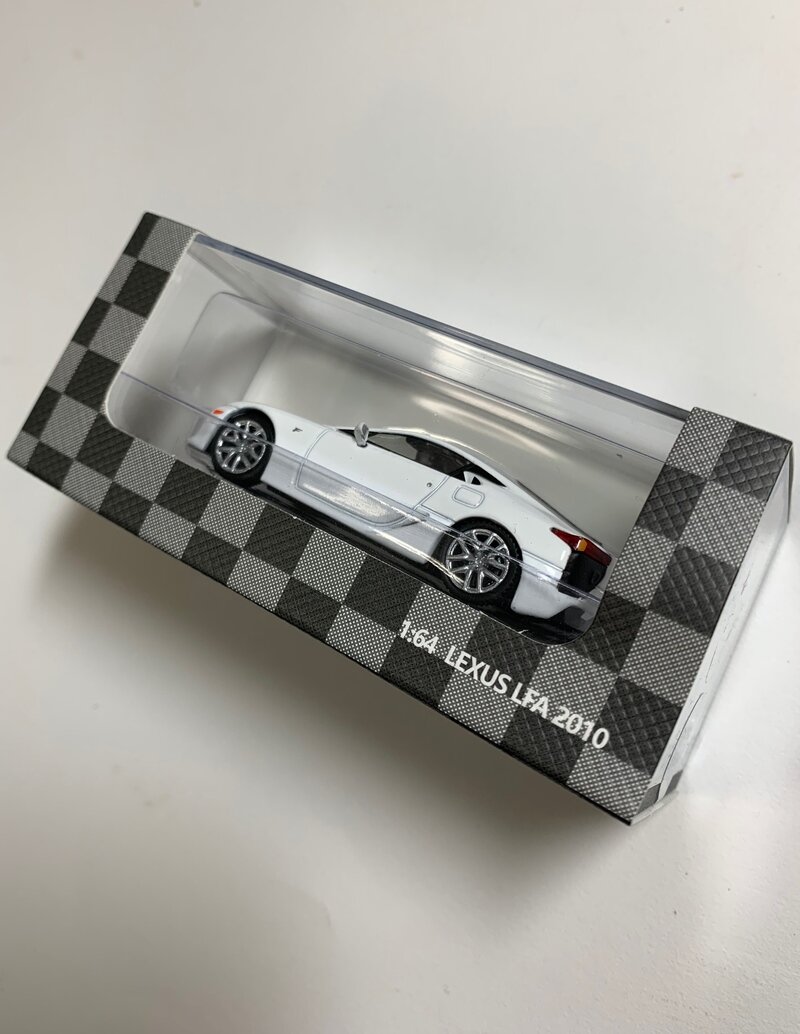 ダイキャストチーム 1/64 TOYOTA LFA