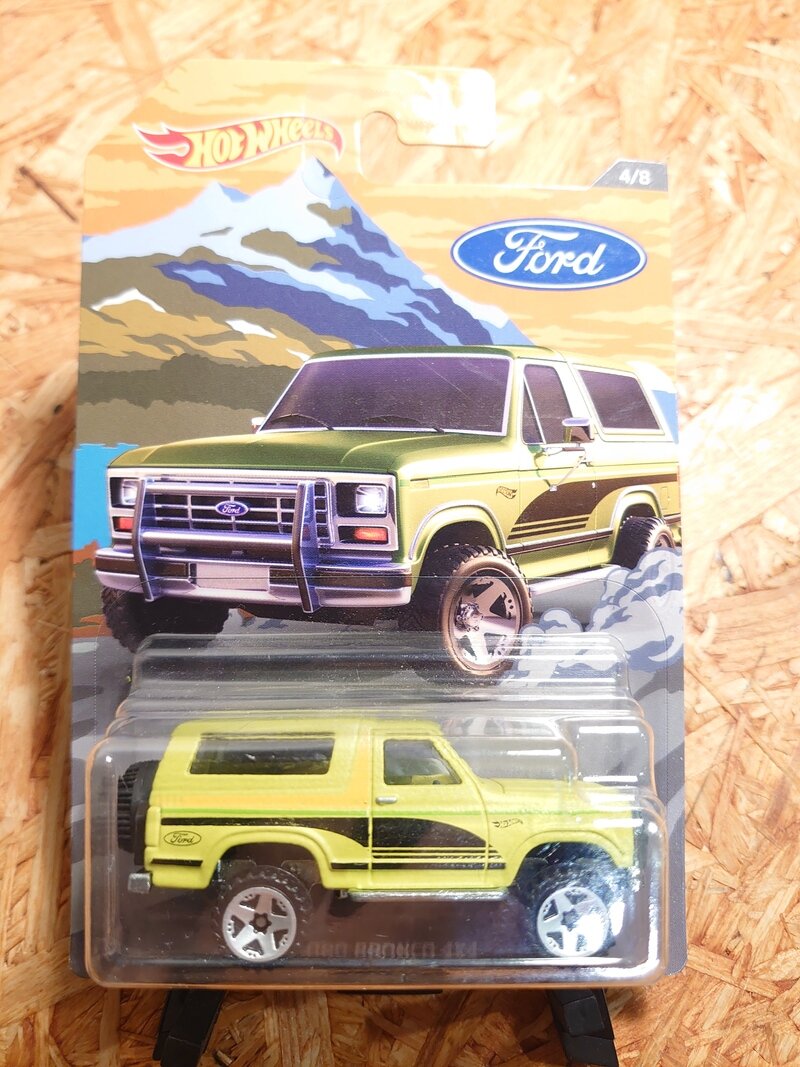 FORD BRONCO 4×4