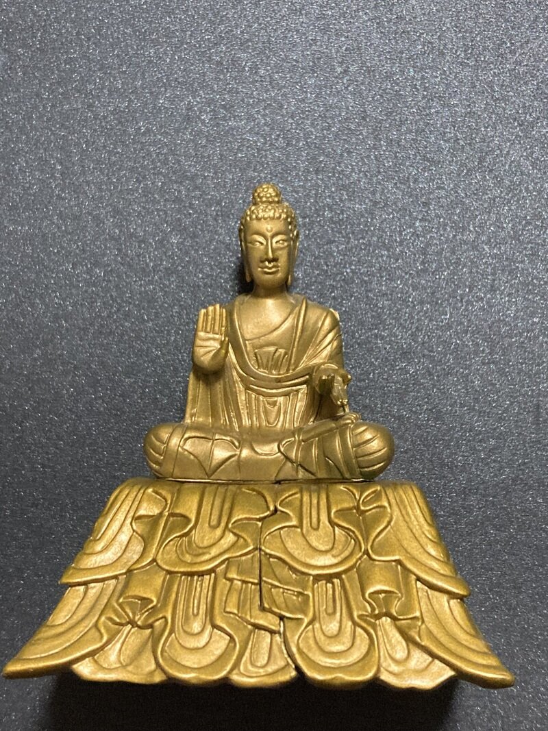 仏像コレクション4　釈迦如来坐像（金色タイプ）