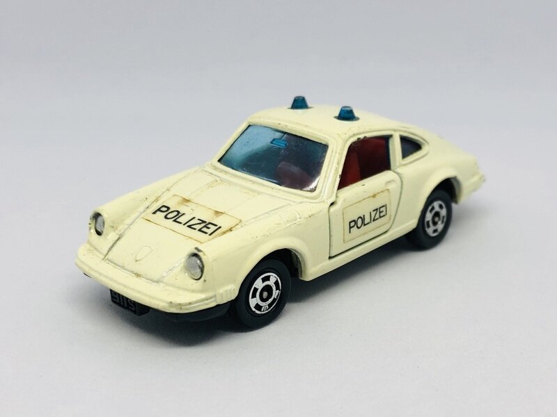 ポルシェ 911S ポリスカー