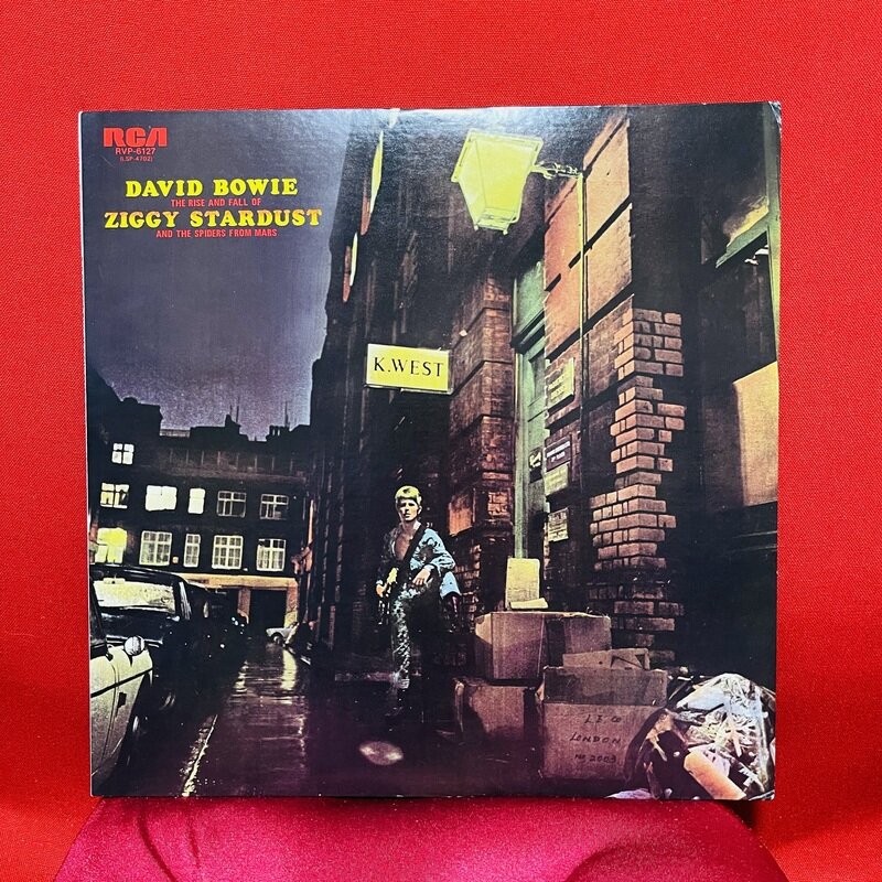 DAVID BOWIE "THE RISE AND FALL OF ZIGGY STARDUST AND THE SPIDERS FROM MARS"