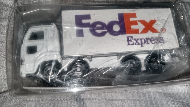 FedEX Express特注トミカ