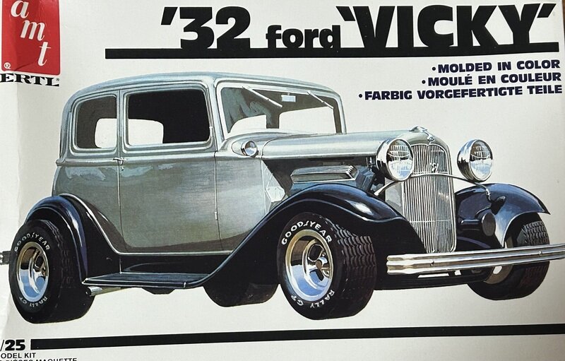 amt / ERTL  '32 ford 'VICKY'