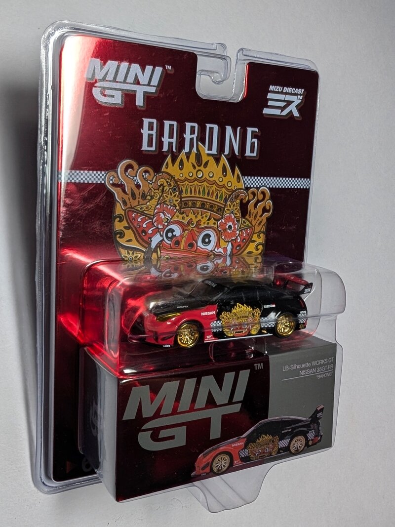 MINI GT LB- Silhouette WORKS GT NISSAN 35GT-RR "BARONG"