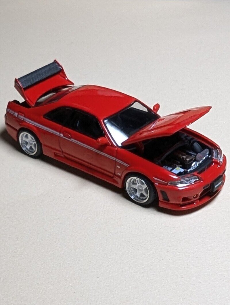 POP RACE 1/64 NISSAN SKYLINE (R33) 400R