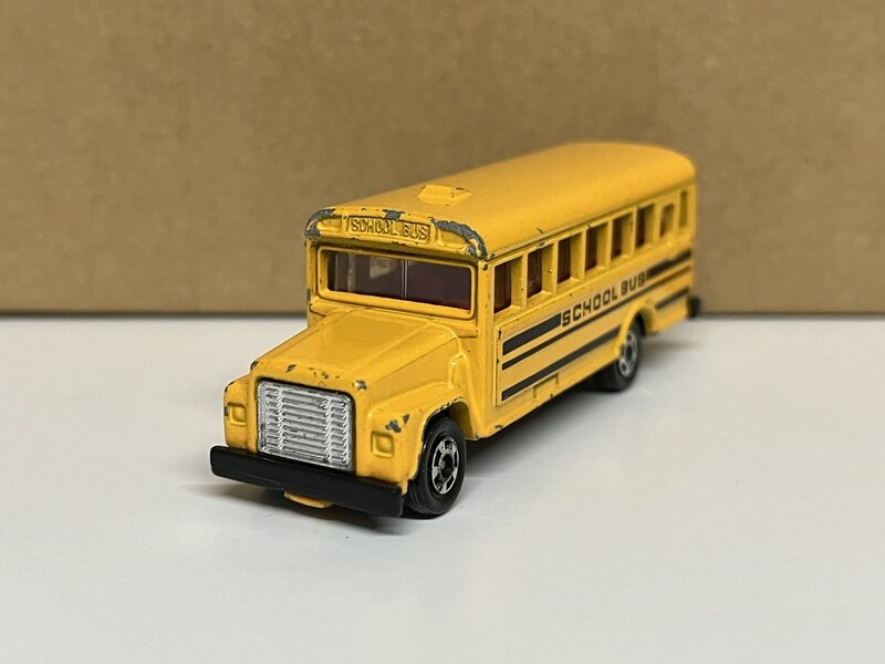 F5-1　カーペンタースクールバス