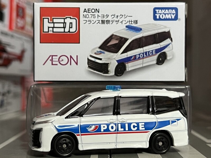 AEON NO.75 トヨタ ヴォクシー フランス警察デザイン仕様