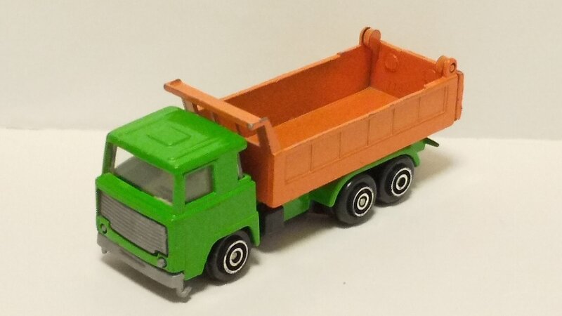 PLAYART SCANIA DUMP TRACK