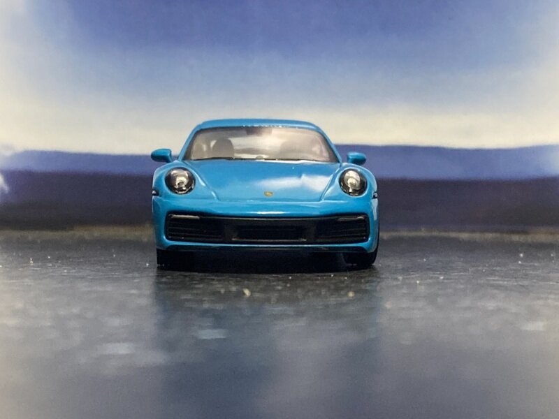 Porsche 911 Carrera S Miami Blue