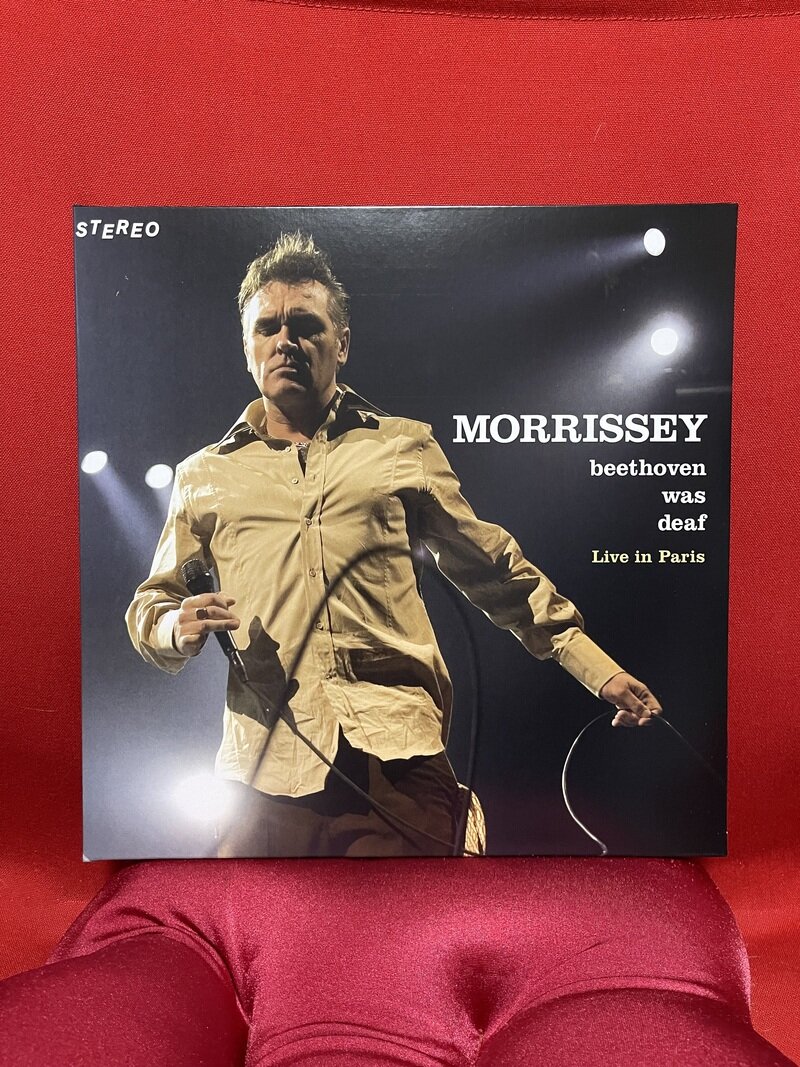 MORRISSEY “beethoven was deaf” Live in Paris