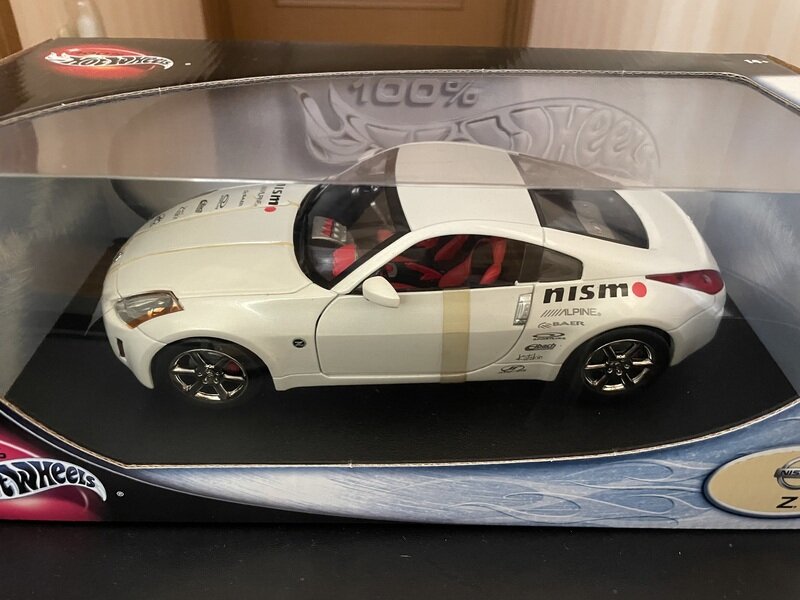 Hot Wheel Nissan 350Z ホワイト