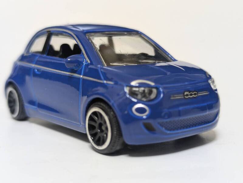 FIAT 500e ELECTRIC CAR  2020