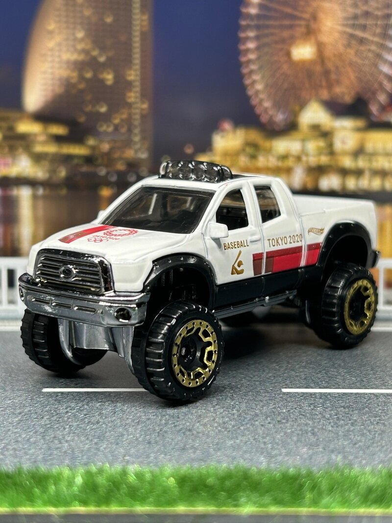 10 TOYOTA TUNDRA