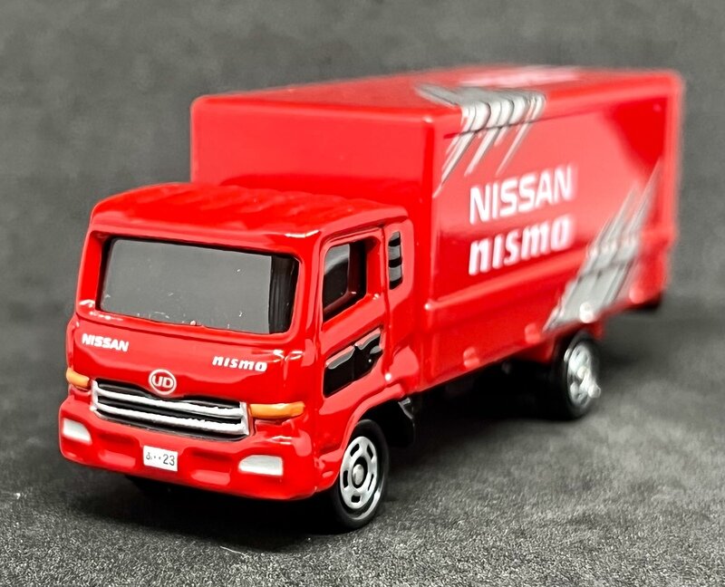 日産特注 NISMO トランスポーター