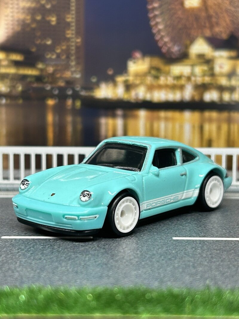 PORSCHE 964