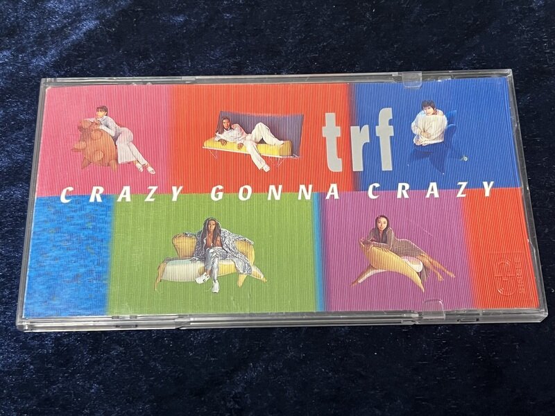 trf「CRAZY GONNA CRAZY」1995年シングル