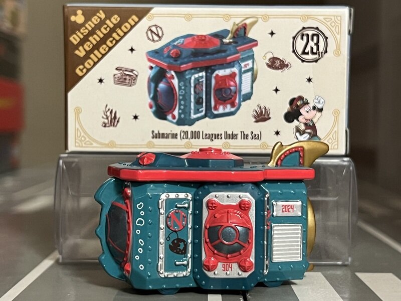 Disney Vehicle Collection Submarine(20,000 Leagues Under The Sea) 23rd Anniversary