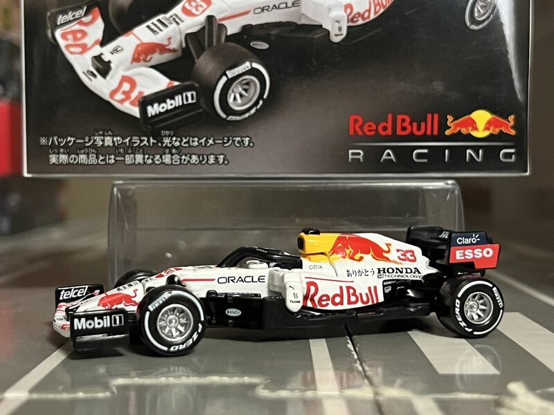 トミカプレミアムRacing レッドブルレーシング ホンダ RB16B No.33 ありがとうカラー