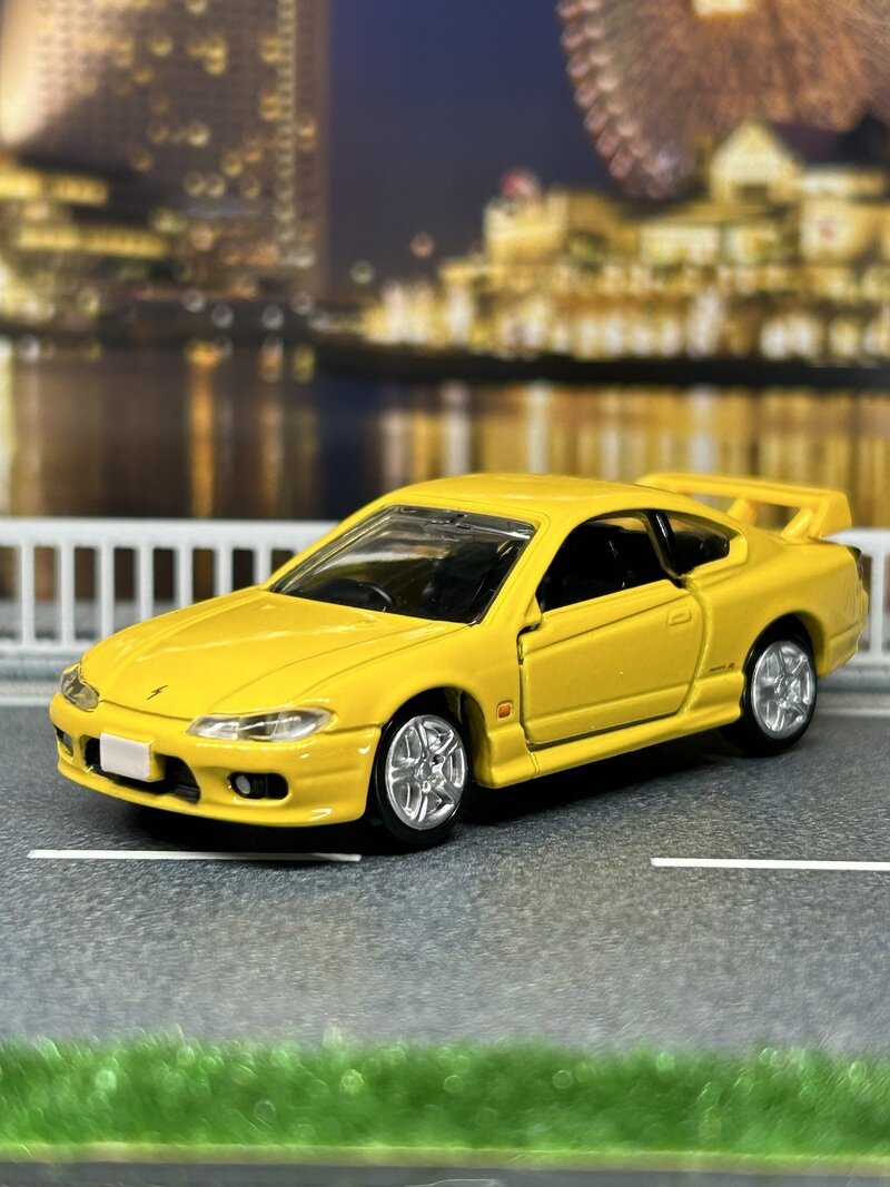 NISSAN SILVIA (S15)