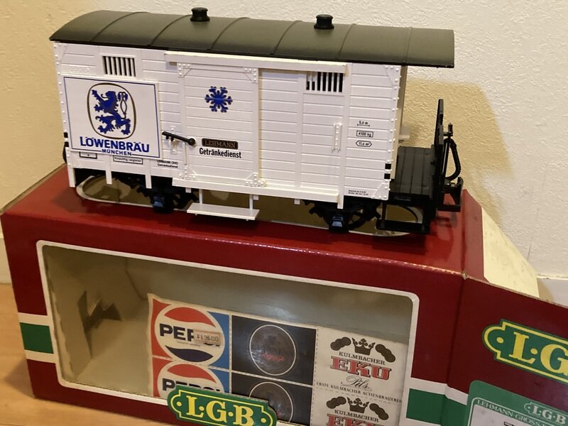 LGB ビール貨車 Löwenbräu ( Lehmann / G gauge )