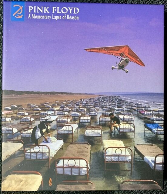 A Momentary Lapse of Reason remixed and updated in / Pink Floyd