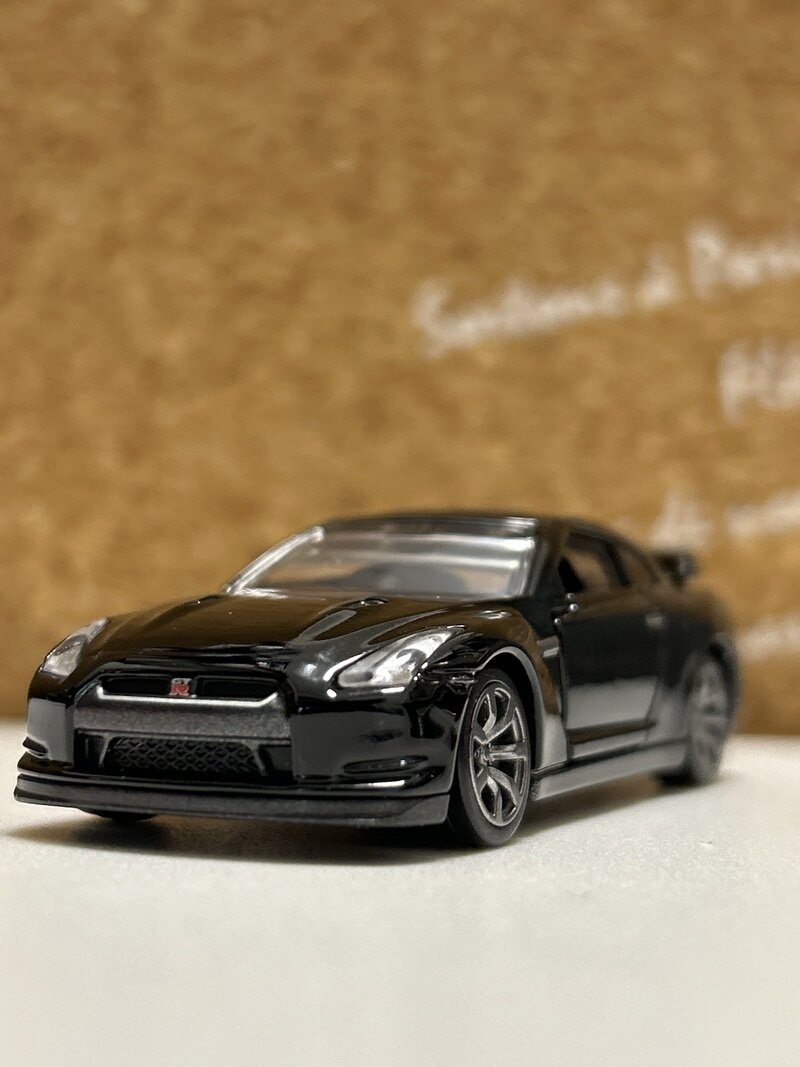 NISSAN GT-R