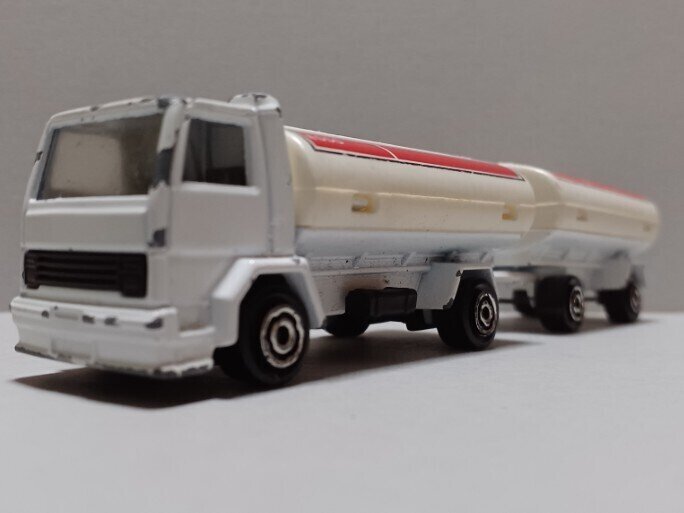 majorette NO 241-245 Ford tanker trailer