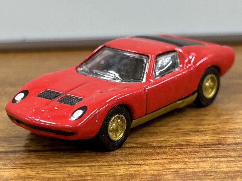 Lamborghini Miura SV