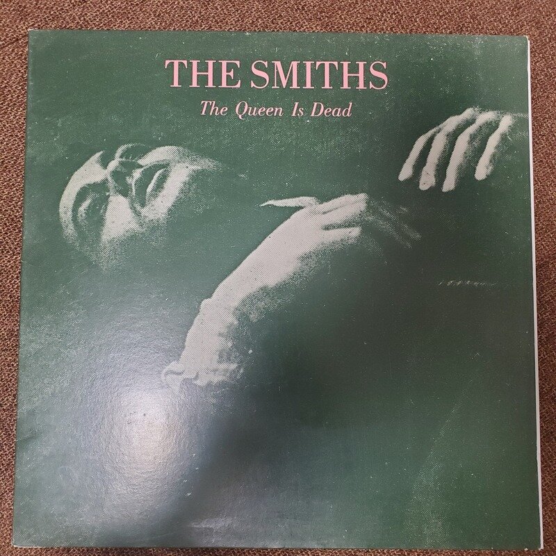 The smith the queen is dead