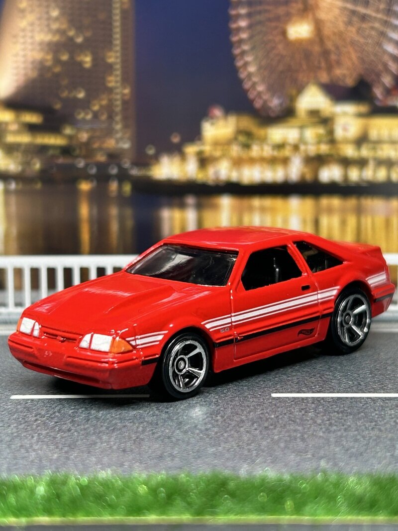 92 FORD MUSTANG