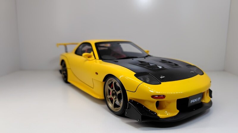 マツダ RX-7 FD イエロー/ブラック