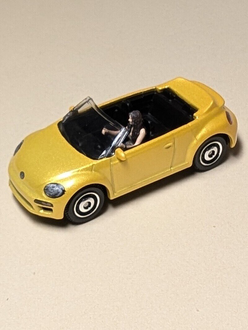 マッチボックス ベーシックカー 2019 VOLKSWAGEN BEETLE CONVERTIBLEE