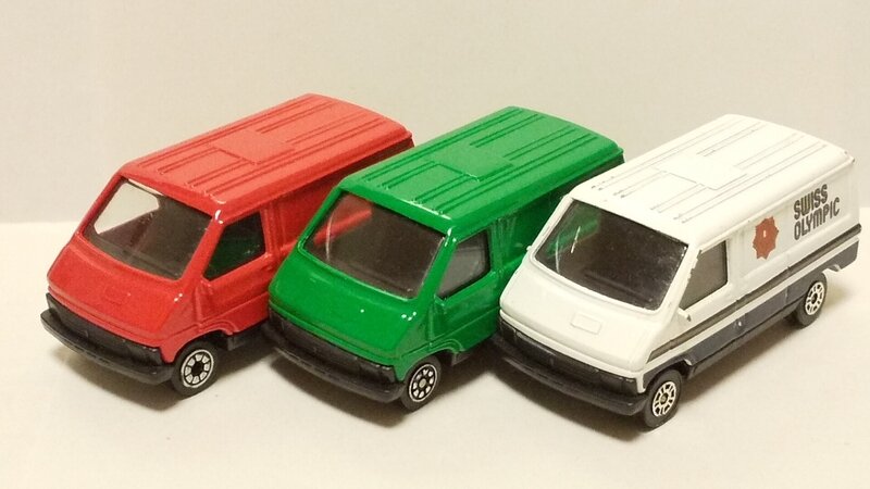 CORGI JONIORS RENAULT VAN