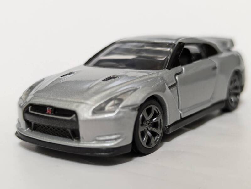 NISSAN GT-R  R35 (2007)