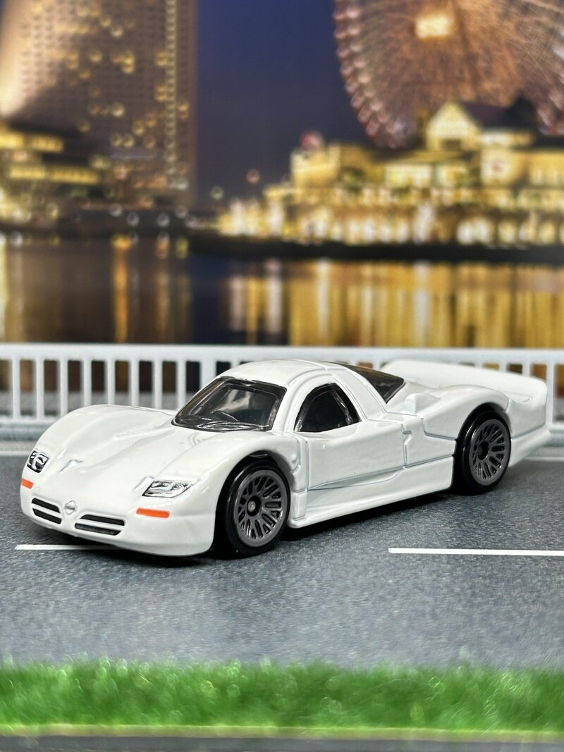 NISSAN R390 GT1