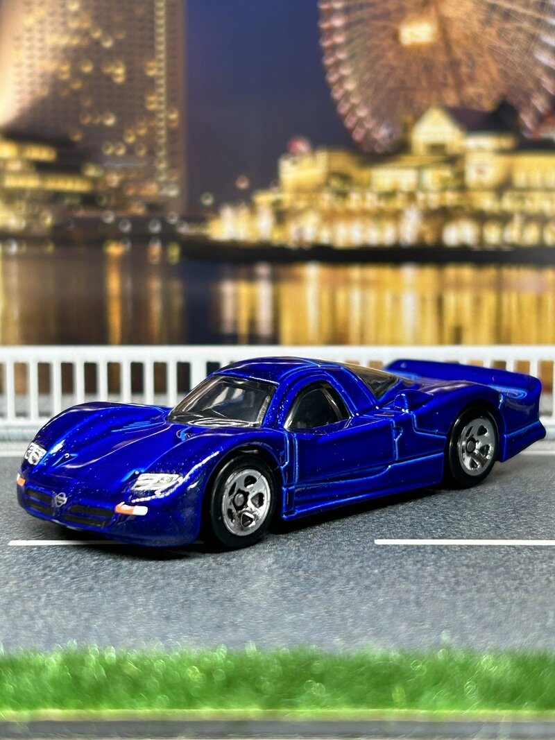 NISSAN R390 GT1