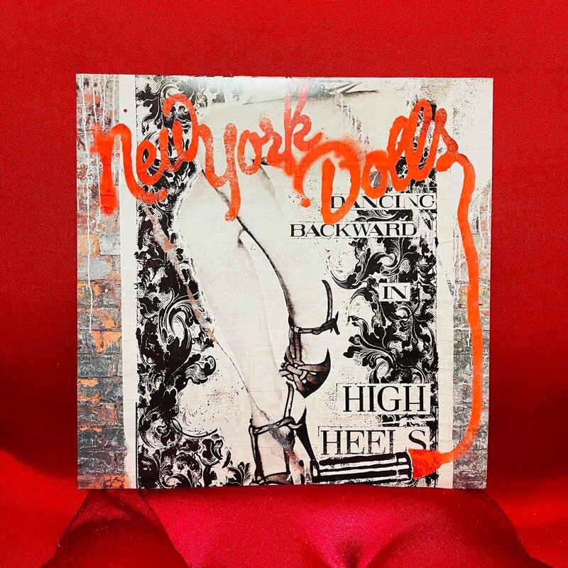 New York Dolls “DANCING BACKWARD IN HIGH HEELS”