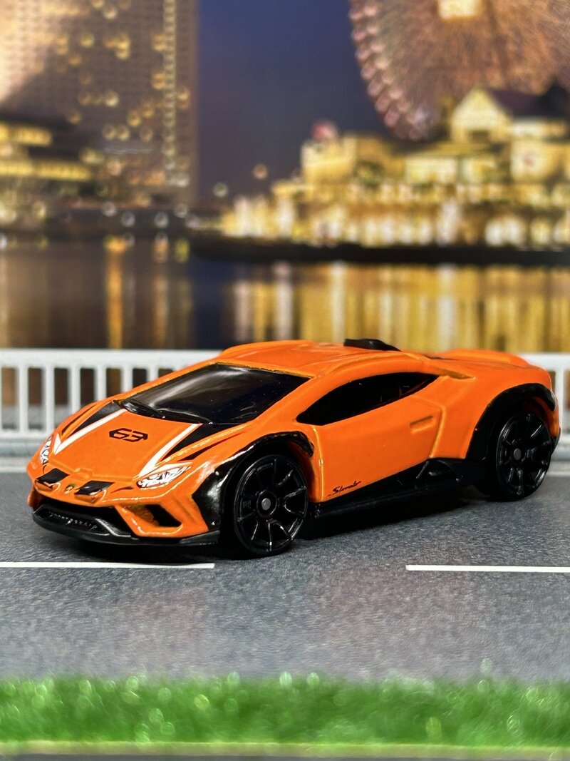 LAMBORGHINI HURACAN STERRATO