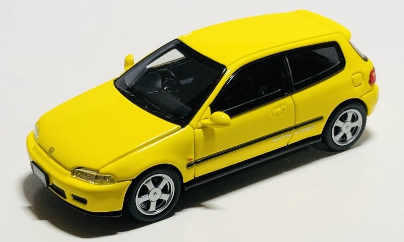 LCD Models 1:64 Honda Civic (EG6)