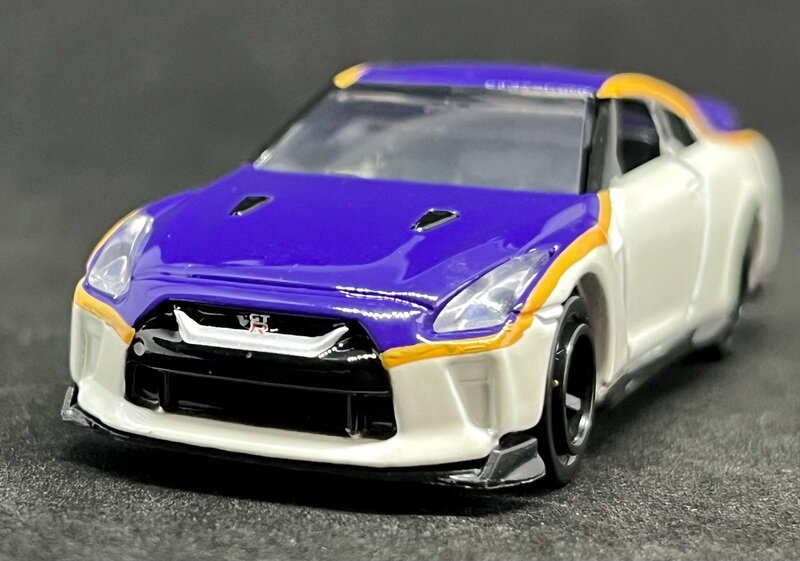 シンカリオンCW トミカ 日産 NISSAN GT-R (E8つばさ)