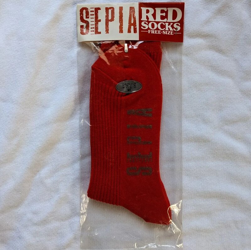 一世風靡セピア　RED SOCKS