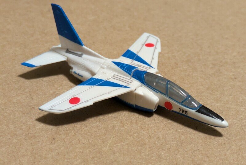 UCC希望の翼ブルーインパルススカイコレクション　05　T-4正式塗装機