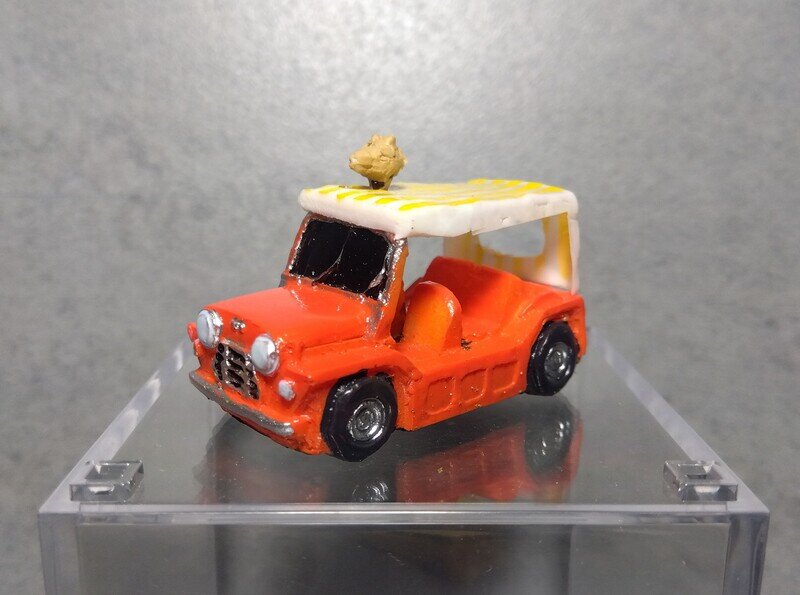 Mini Moke キリン搭乗