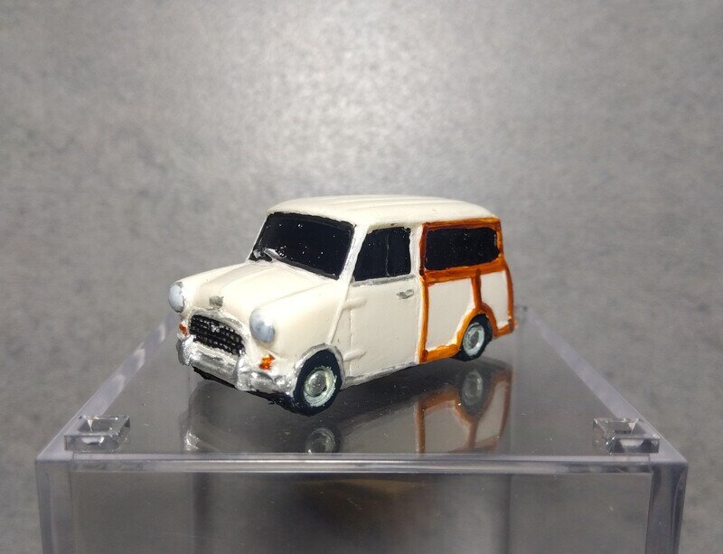 Mini Countryman（ルーフプレスライン有り/オーバーライダー付き）