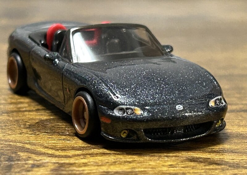 Hotwheels '04 MAZDA MAZDASPEED MIATA