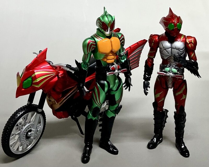 ジャングラー　フィギュアーツ 仮面ライダーアマゾンズ